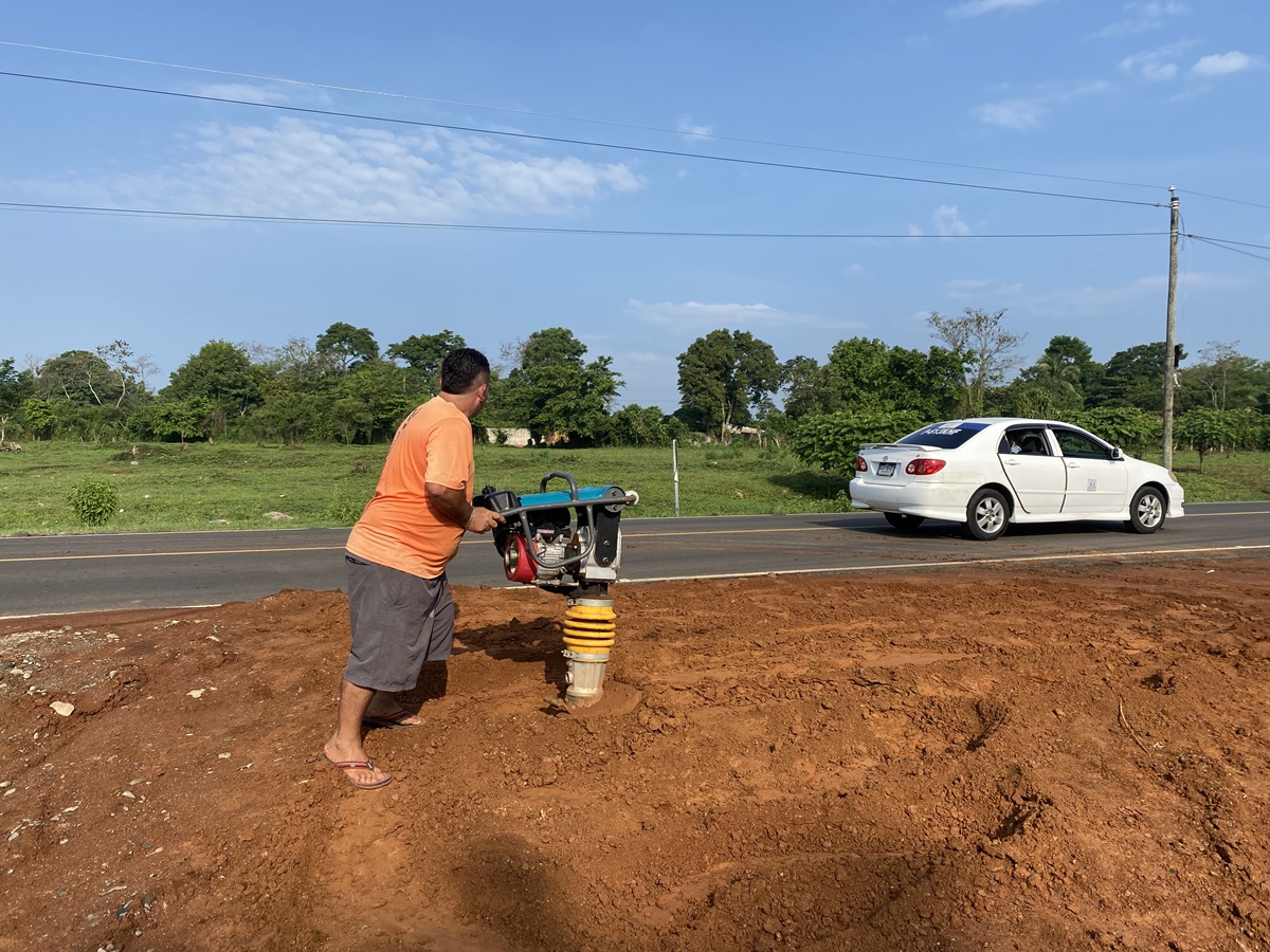 Equipo de CONSTRUCTOR INMOBILIARIO CAMIEL en sitio de proyecto